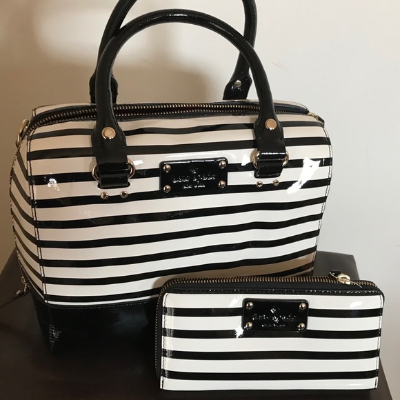 kate spade Handbags - Kate Spade Satchel
